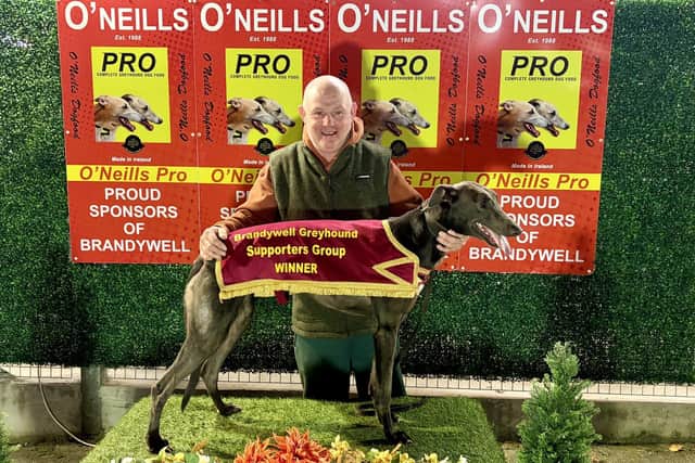 Brandywell winner 'SniperStillGame' with Kevin O’Kane.