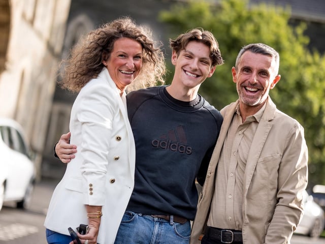Zenan Kennedy and parents.