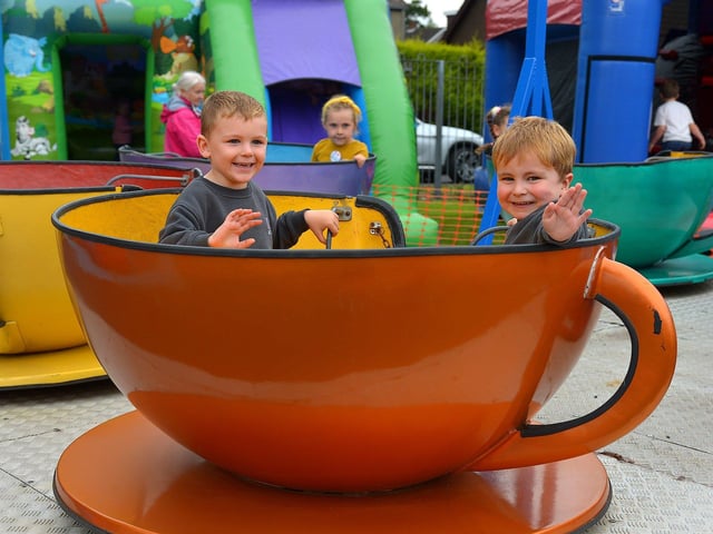 Aodhan and Conor Roddy were at the Pennyburn Youth Club fun day on Friday afternoon last. Photo: George Sweeney. DER2331GS – 98