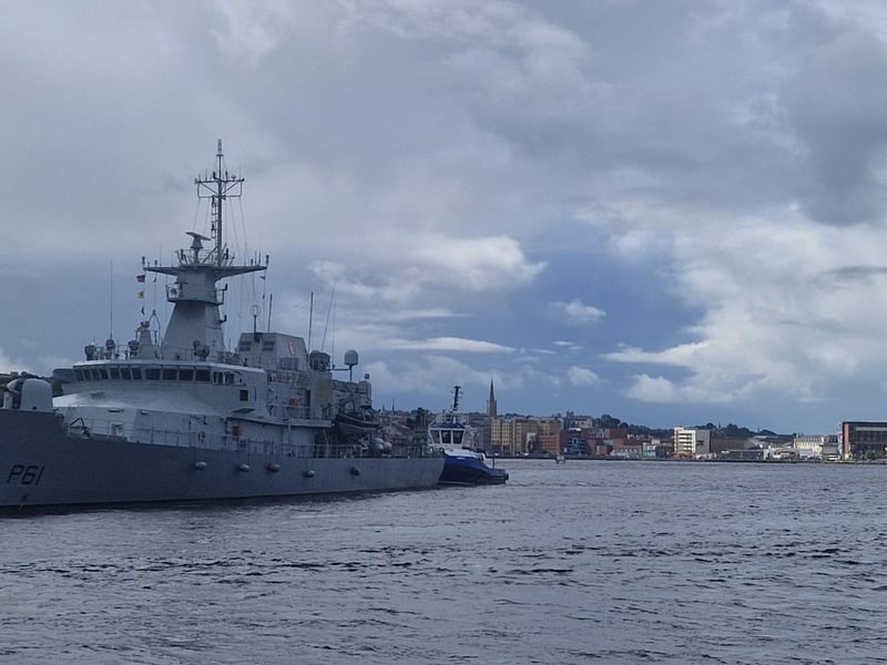 The Irish Army Offshore Patrol Vessel LÉ Samuel Beckett was spotted in the River Foyle Quay docks on Friday, September 12. Breaking from tradition, the LÉ SAMUEL BECKETT marks a new era for Irish Naval Service ships. Traditionally named after mythical Irish heroes, this vessel honours a world-renowned Irish playwright and author.