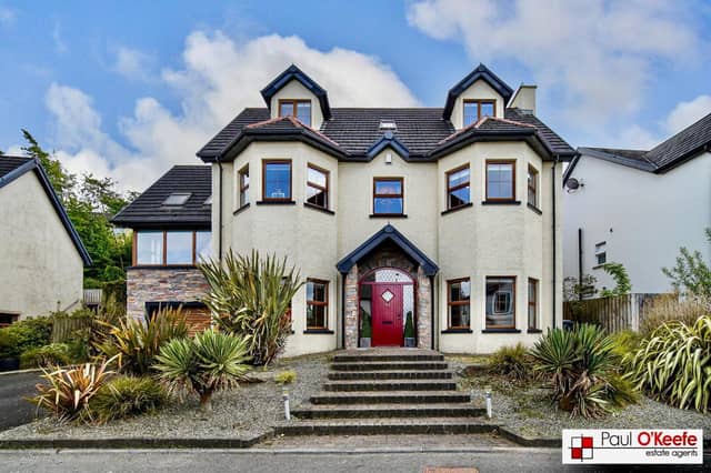Stunning six bed, five bath property for sale in Victoria Gate