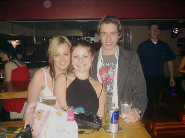 Out Last Night at Café Roc / Earth in Derry in November 2005.