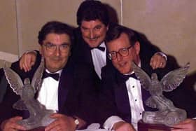 John Hume and David Trimble at a banquet in Oslo in December 1998 with John Foley, Waterford Crystal, who presented the newly awarded laureates with two hand sculpted Doves of Peace.