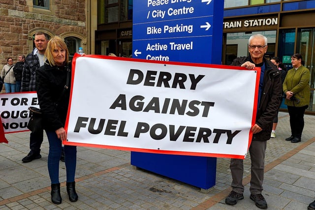 Banner carried at the Derry Against Fuel Poverty march and rally on Saturday afternoon last. Photo: George Sweeney.  DER2239GS – 108