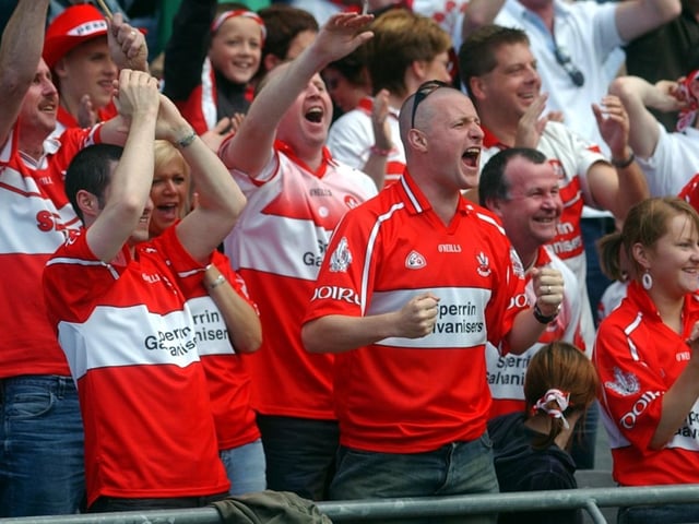These fans were in fine voice during the semi-final at Croke Park back in 2004. (3108A25)