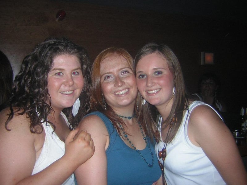 A night out in Derry bars in October 2005