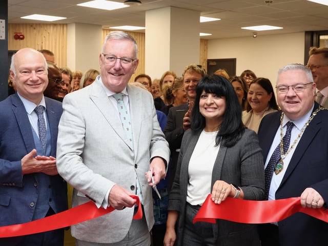Paul Bartholomew, Vice Chancellor at Ulster University, Health Minister, Mike Nesbitt, Professor and Shahneela Grygiel, Assistant Director of Registration and Revalidation at the Nursing and Midwifery Council and Deputy Mayor of Derry City and Strabane District Council, Darren Guy cutting the ribbon at the Official Launch of the New Nursing Competence Test Centre located at Foyle House in Derry.