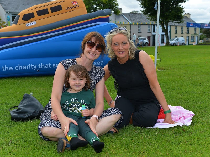 Locals Eibhlin and Claire Porter and Marion McLaughlin were at the Festival on the Green in Malin Town on Sunday afternoon last. Photo: George Sweeney. DER2331GS - 40