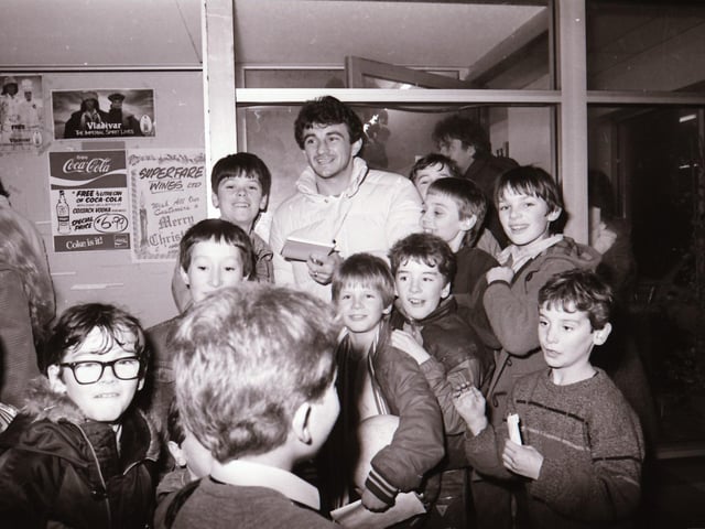 Nelson Da Silva and Noel King meet Derry City fans and staff at Superfare Off Licence.