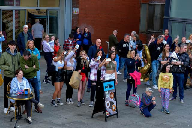 Revellers at the Millennium Forum Piazza over the Jazz Festival weekend. Photo: George Sweeney.  DER2217GS – 091