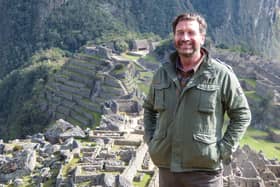 Nick Knowles