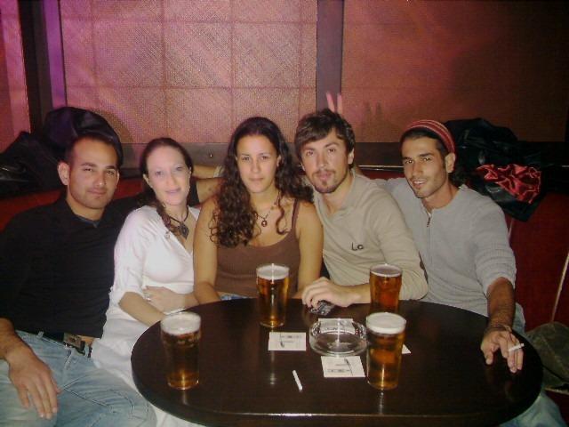 A night out in Derry bars in October 2005