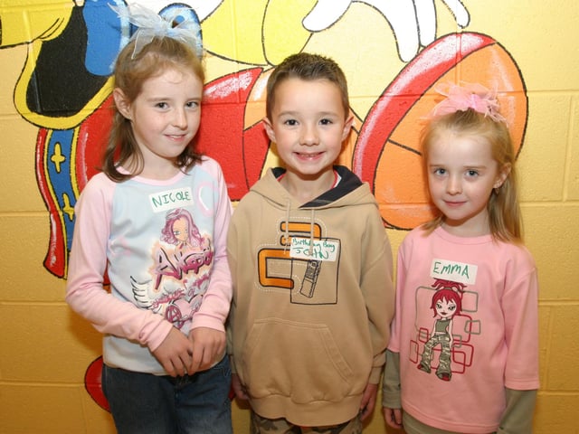 Pictures of Derry people partying in November 2003