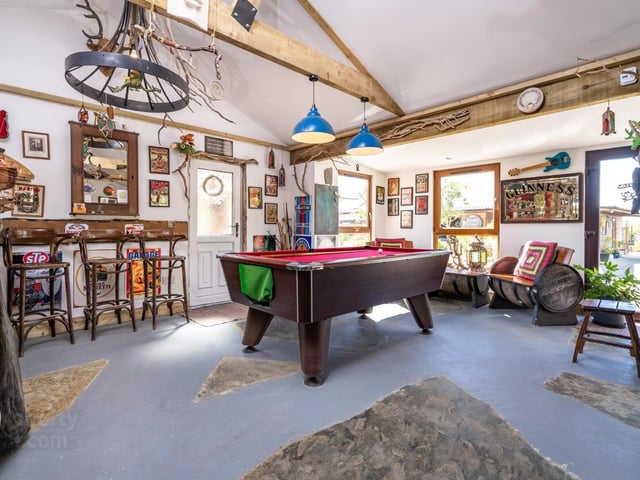 Shore House, Ture, Muff.