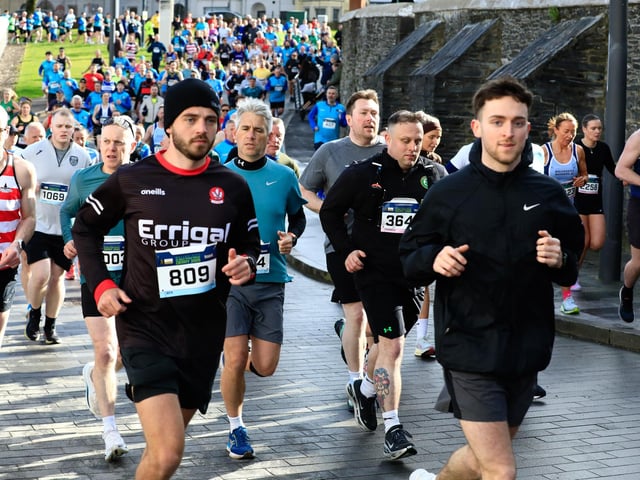 Runners taking part in the Bentley Group Walled City 10 Mile race, Ebrington Square. (Photo - Tom Heaney, nwpresspics)