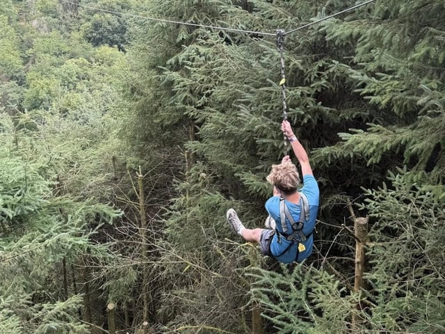 Young people from Lincoln Court enjoyed an action-packed summer thanks to the local community association’s annual summer scheme.