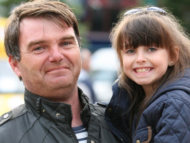 Colm Dorrity pictured with his daughter and champion Irish dancer Katie (8), during Sunday's Fleadh opening in Guildhall Square. DER3313JM032