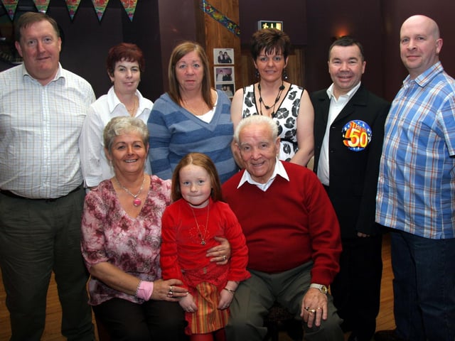 Charles surronded by family members, Pat, siobhan, Chris, Marian, Paul, Margaret, Aine and Charles 088JML : Parties and celebrations April 2006: Charles Harkin.