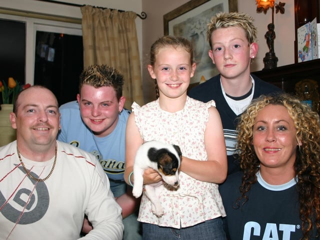 Left to right Dad Hugo bother Aaron sisterAmber mum Denise and Chief the dog 8048dd : Derry Parties & Celebrations August 2005: O'Hagan.