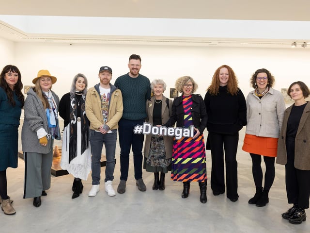 (From left) Grace Korbel, Assistant Head of Enterprise, Edel MacBride, Irish designer, Bridgene Graham and Niall Lynch, COALESCE clothing brand, John O’Hara, Executive - Creative Coast Donegal, Deirdre McQuillan, Fashion Editor for The Irish Times, designer Sonya Lennon, Paula Hughes, Creative Fashion Consultant, Rosy Temple, CEO Magee, and Aisling Farinella, Stylist & Creative Consultant, attend the official launch of the Yarns seminar in the Regional Cultural Centre in Letterkenny.
Picture By Joe Dunne 19/11/22:.