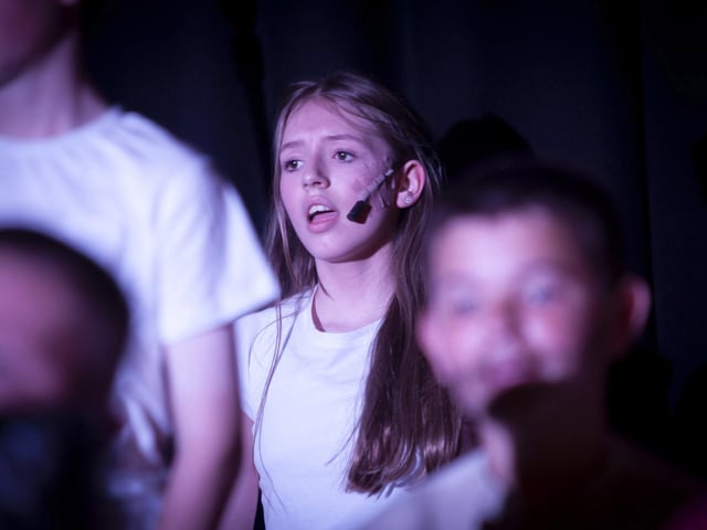 Primary 7 pupil Farrah wows the audience in Wednesday’s end of term production of ‘Showstoppers’ at Steelstown PS. (Photos: Jim McCafferty Photography)