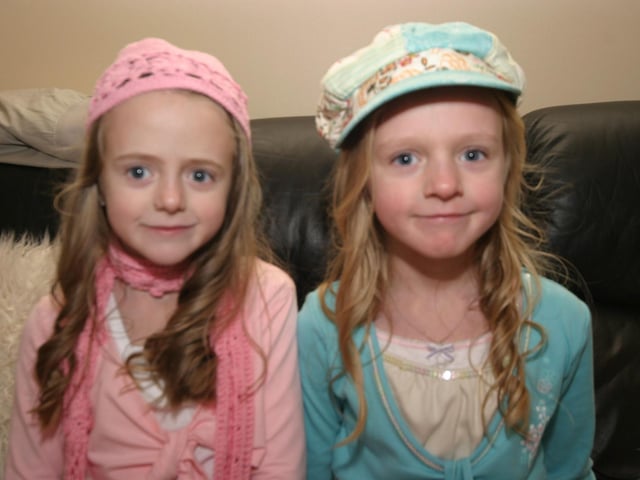 Karli Powell 8th birthday and Nikky Powell 7th birthday at home 0209JML : Parties and celebrations January 2006: Karli Nicky Powell.