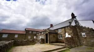 Blakey Ridge - Lion Pub pic Richard Ponter