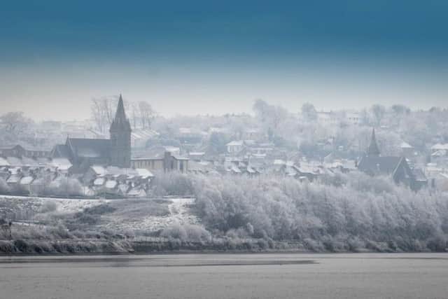 Derry's Waterside covered in a blanket of ice and snow on Christmas morning in 2009. (2712Sl11) Photo:Stephen Latimer