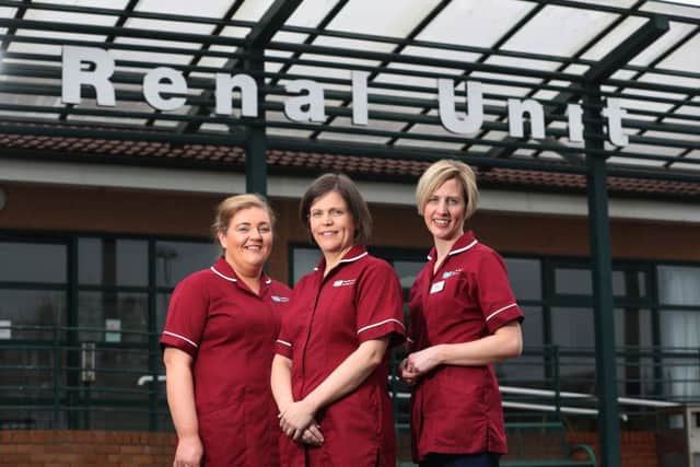 Press Eye - Belfast - Northern Ireland - 13th April 2018 - Photo by William Cherry/Presseye
Home Therapies Nurse's Caroline McCloskey, Alison Cairns and Bridgeen Canning pictured at Altnagelvin Renal Unit, Derry.pictured at Altnagelvin Renal Unit, Derry.