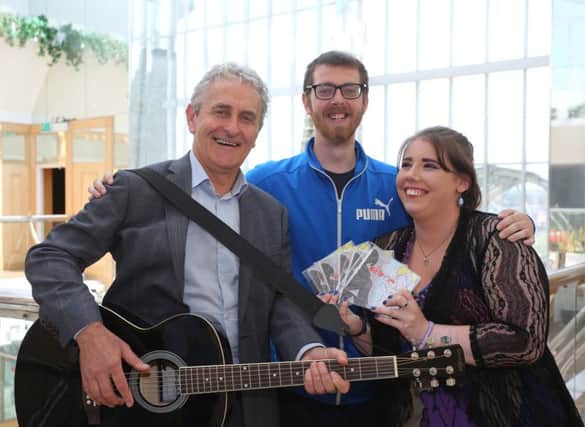 Creggan Enterprises has been awarded Â£171,330 to extend and expand the cross-community Lifehack Project for two-years in Derry.