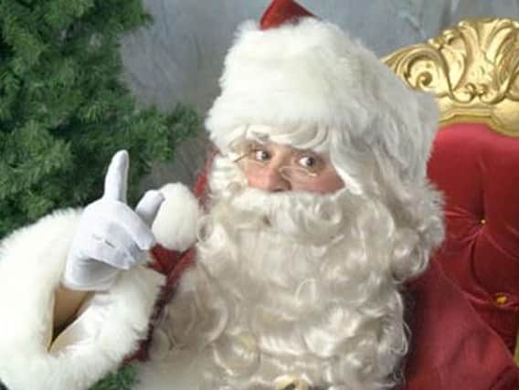 Santa Claus no show earns nightclub censure.