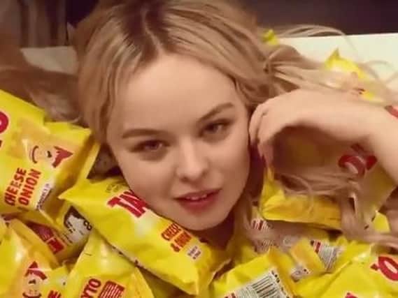 Nicola Coughlan plays Claire in Derry Girls. (Video/Photo: @nicolacoughlan/Twitter)