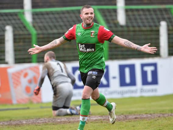 Darren Murray scored the opener at the Oval.