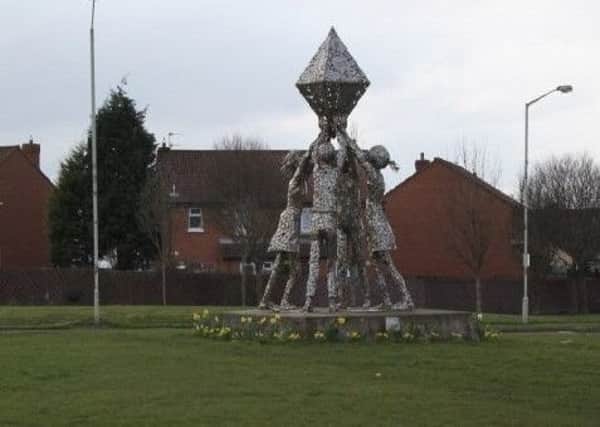 The Unity Sculpture in Galliagh. (0404MM15)