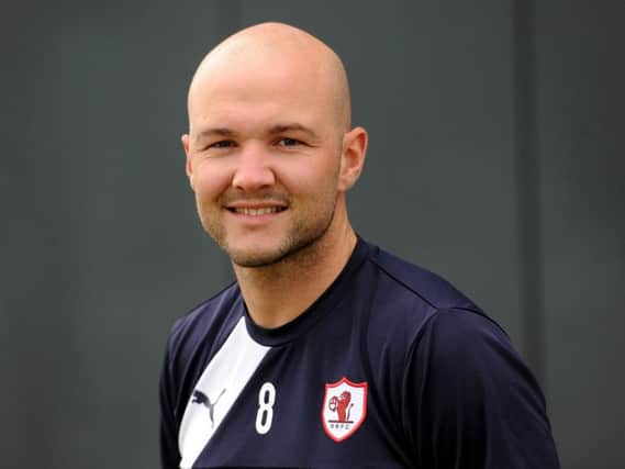 Former Dundee United and Hamilton midfielder, Grant Gillespie has joined Derry City.