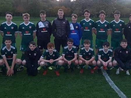 James McClean pictured with the Derry City U15 squad.