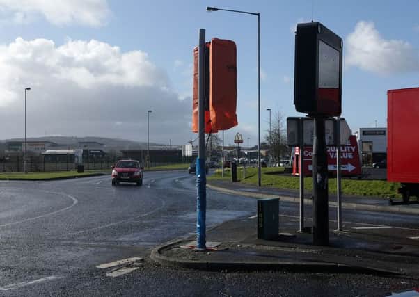 New traffic lights at the Pennyburn Roundabout. DER1215MC001