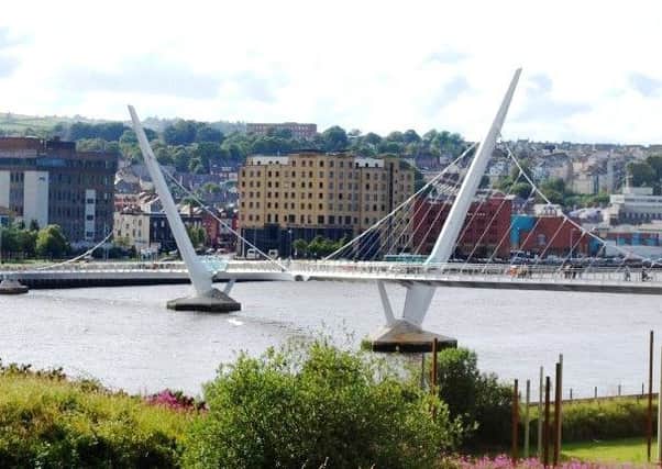 Derry's Peace Bridge is to close temporarily this week.