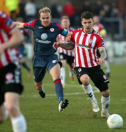 Derry City's Jordan Allan and Sligo's Craig Roddan during the EA Sports Cup game at Brandywell.

Photo Lorcan Doherty.