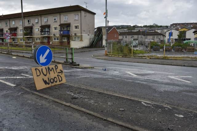 Sign to dump wood for bonfire at the bottom of the flyover in the Bogside. DER3216GS027