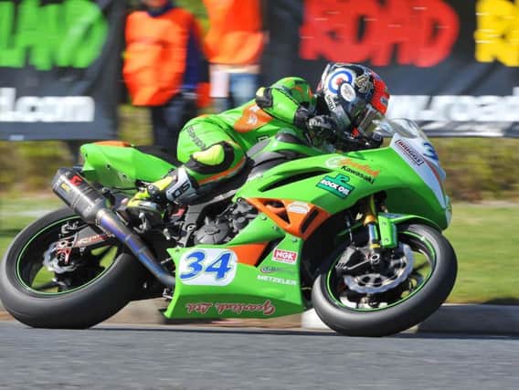 Caption: pacemakerpressintl.com - 12th May 2016
NW 200 Supersport Race 1
Alastair Seeley (Gearlink Kawasaki - Kawasaki)