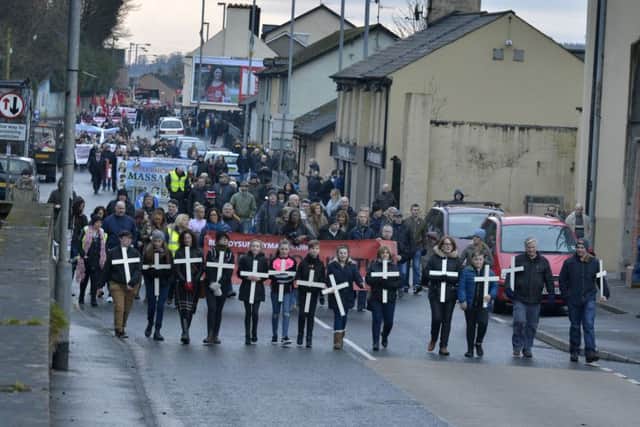 The 45th Bloody Sunday anniversary march makes its way along Lecky Road on Sunday afternoon last. DER0517GS028
