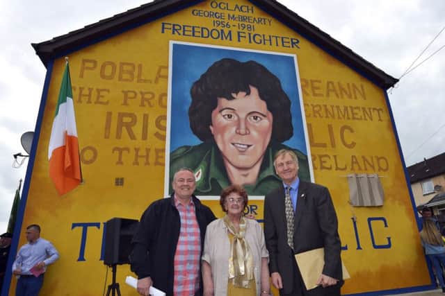 Mrs Bridie McBrearty pictured with Monaghan republican John Crawley and former NORAID director Martin Galvin at the recent unveiling of a mural in Rathkeele Way in memory of her son and IRA Volunteer George who was shot dead by members of the SAS while on active service in 1981.  DER2217GS003