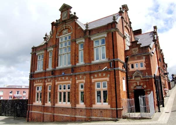 Derrys Verbal Arts Centre will host the History Ireland Hedge School this Saturday.